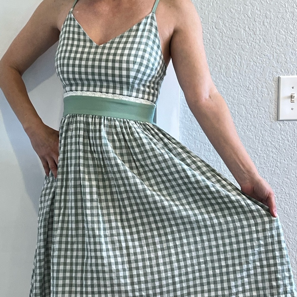 Lindy Bop UK Size 8 Mint Green Gingham Spaghetti Strap Sundress